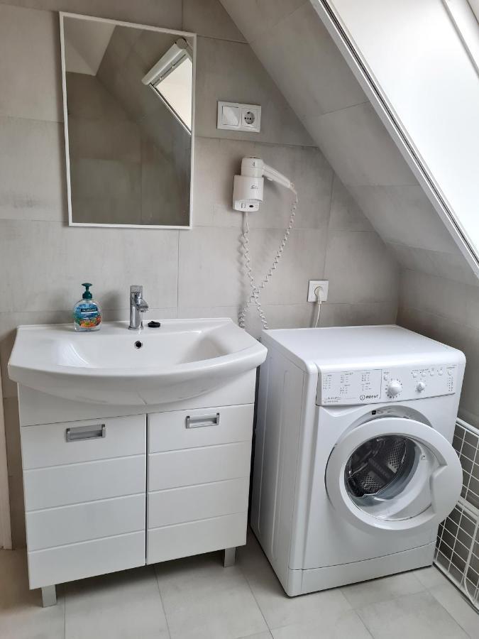 P16 Apartment Hajduboszormeny Esterno foto